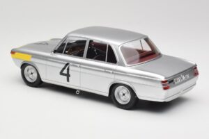 BMW 1800 TiSA #4 J. Ickx / J. van Ophem 24 Hours of Spa 1965 Winners Minichamps 1:18 107652504 Ρητίνη - εικόνα 5 από 6