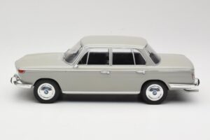 BMW 2000 TI Γκρι MCG 1:18 MCG18112 Μέταλλο - εικόνα 3 από 6