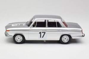 BMW 2000 Ti #17 J. Ickx / H. Hahne 24 Hours of Spa 1966 Winners Minichamps 1:18 107662517 Ρητίνη - εικόνα 3 από 6