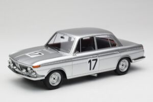 BMW 2000 Ti #17 J. Ickx / H. Hahne 24 Hours of Spa 1966 Winners Minichamps 1:18 107662517 Ρητίνη