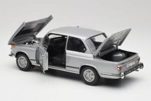 BMW 2002 Tii Polaris Ασημί AUTOart 1:18 80430146517 Μέταλλο - εικόνα 5 από 8