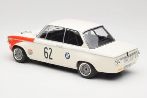 BMW 2002 tiK BMW AG #1 H. Hahne / D. Quester Class Winner Guards International 6 Hours Brands Hatch 1969 Minichamps 1:18 1556 - εικόνα 5 από 6