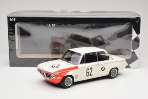 BMW 2002 tiK BMW AG #1 H. Hahne / D. Quester Class Winner Guards International 6 Hours Brands Hatch 1969 Minichamps 1:18 1556 - εικόνα 6 από 6