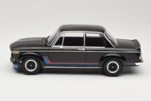BMW 2002 Turbo Μαύρο Minichamps 1:18 155026204 Μέταλλο - εικόνα 3 από 6