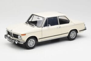 BMW 2002 Λευκό Kyosho 1:18 08541W Μέταλλο