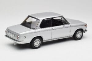 BMW 2002tii Ασημί AUTOart 1:18 80430151479 Μέταλλο - εικόνα 3 από 8
