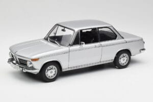 BMW 2002tii Ασημί AUTOart 1:18 80430151479 Μέταλλο