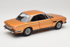 BMW 3.0 CSi E9 Gold Metallic Minichamps 1:18 180029027 Μέταλλο - εικόνα 3 από 8