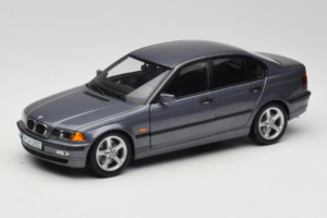 BMW 318i E46 Grey Metallic Έκδοση Αντιπροσώπου UT Models 1:18 80430028459 Μέταλλο