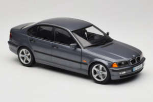 BMW 318i E46 Grey Metallic Έκδοση Αντιπροσώπου UT Models 1:18 80430028459 Μέταλλο - εικόνα 6 από 8