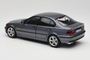 BMW 318i E46 Grey Metallic Έκδοση Αντιπροσώπου UT Models 1:18 80430028459 Μέταλλο - εικόνα 7 από 8