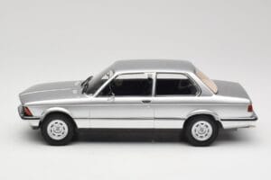 BMW 320 E21 Ασημί Minichamps 1:18 107024200 Ρητίνη - εικόνα 3 από 6