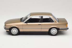 BMW 323i E30 Brown Metallic Minichamps 1:18 155026004 Μέταλλο - εικόνα 3 από 6
