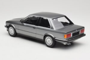 BMW 323i E30 Grey Metallic Minichamps 1:18 155026006 Μέταλλο - εικόνα 5 από 6