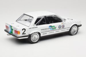 BMW 325i E30 #2 O. Manthey Vogelsang Automobile 3rd Place Eifel Race DTM 1986 Minichamps 1:18 155862602 Μέταλλο - εικόνα 2 από 6