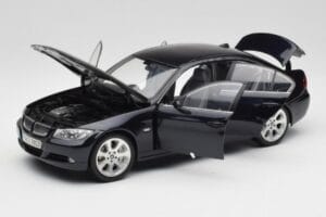BMW 330i E46 Μαύρο Kyosho 1:18 08731RB Μέταλλο - εικόνα 2 από 8