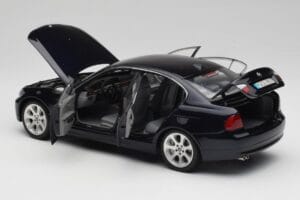 BMW 330i E46 Μαύρο Kyosho 1:18 08731RB Μέταλλο - εικόνα 5 από 8
