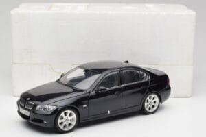 BMW 330i E46 Μαύρο Kyosho 1:18 08731RB Μέταλλο - εικόνα 8 από 8