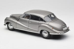 BMW 502 2.6 Luxus Silver Beige Metallic AUTOart 1:18 70591 Μέταλλο - εικόνα 7 από 8