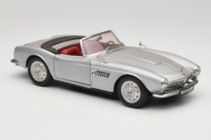 BMW 507 Καμπριολέ Ασημί Revell 1:18 8829 Μέταλλο - εικόνα 6 από 8