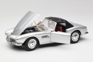 BMW 507 Ασημί Revell 1:18 9034 Μέταλλο - εικόνα 2 από 8