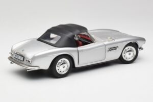 BMW 507 Ασημί Revell 1:18 9034 Μέταλλο - εικόνα 3 από 8
