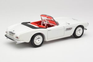 BMW 507 Touring Sport Feather White Revell 1:18 8810 Μέταλλο - εικόνα 3 από 8
