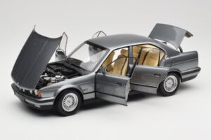 BMW 535i E34 Γκρι Metallic Minichamps 1:18 100024008 Μέταλλο - εικόνα 2 από 8