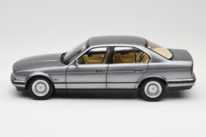 BMW 535i E34 Γκρι Metallic Minichamps 1:18 100024008 Μέταλλο - εικόνα 4 από 8