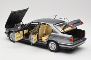 BMW 535i E34 Γκρι Metallic Minichamps 1:18 100024008 Μέταλλο - εικόνα 5 από 8