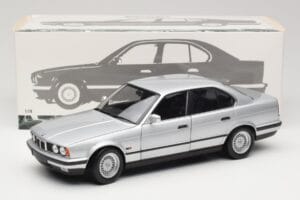 BMW 535i E34 Ασημί Minichamps 1:18 100024005 Μέταλλο - εικόνα 8 από 8