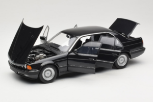 BMW 730i E32 Black Metallic Minichamps 1:18 100023002 Μέταλλο - εικόνα 2 από 8