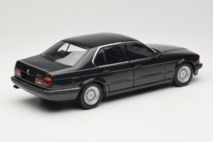 BMW 730i E32 Black Metallic Minichamps 1:18 100023002 Μέταλλο - εικόνα 3 από 8