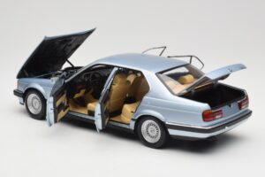 BMW 730i E32 Γαλάζιο Metallic Minichamps 1:18 100023008 Μέταλλο - εικόνα 5 από 8