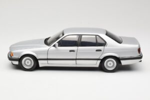 BMW 730i E32 Ασημί Minichamps 1:18 100023000 Μέταλλο - εικόνα 4 από 8