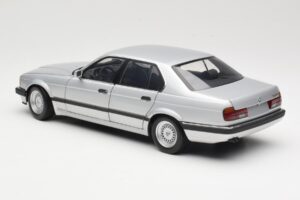 BMW 730i E32 Ασημί Minichamps 1:18 100023000 Μέταλλο - εικόνα 7 από 8