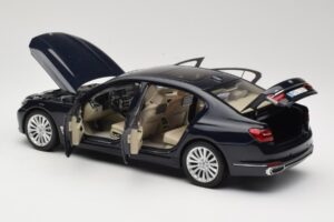 BMW 750Li F02 Imperial Blue Paragon 1:18 80432405586 Μέταλλο - εικόνα 5 από 8