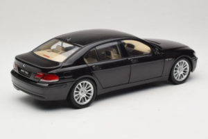 BMW 760Li E66 Individual Μαύρο Kyosho 1:18 08573RB Μέταλλο - εικόνα 3 από 8