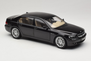 BMW 760Li E66 Individual Μαύρο Kyosho 1:18 08573RB Μέταλλο - εικόνα 6 από 8