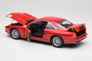 BMW 850Ci E31 Brilliant Red Revell 1:18 8827 Μέταλλο - εικόνα 5 από 8