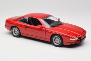 BMW 850Ci E31 Brilliant Red Revell 1:18 8827 Μέταλλο - εικόνα 6 από 8