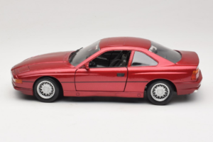 BMW 850i E31 Κόκκινο Tchibo 1:18 36157 Μέταλλο - εικόνα 4 από 8
