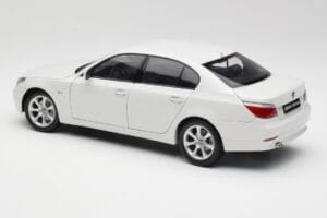BMW E60 545i Alpine Λευκό Kyosho 1:18 08591W Μέταλλο - εικόνα 7 από 8
