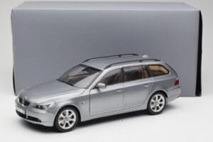 BMW 545i E61 Touring Ανοιχτό Γκρι Kyosho 1:18 80430308414 Μέταλλο - εικόνα 8 από 8