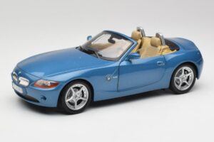 BMW Z4 E85 Maldives Blue Bburago 1:18 34046BLUE Μέταλλο
