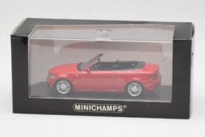 BMW Σειρά 1 E88 Καμπριολέ Βαθύ Κόκκινο Minichamps 1:43 431026230 Μέταλλο - εικόνα 4 από 5