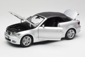 BMW 135i E88 Καμπριολέ Titan Ασημί Kyosho 1:18 80430427021 Μέταλλο - εικόνα 2 από 8