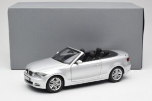 BMW 135i E88 Καμπριολέ Titan Ασημί Kyosho 1:18 80430427021 Μέταλλο - εικόνα 8 από 8