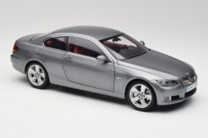 BMW 330i E92 Coupe Γκρι Μεταλλικό Kyosho 1:18 80430407220 Μέταλλο - εικόνα 6 από 8