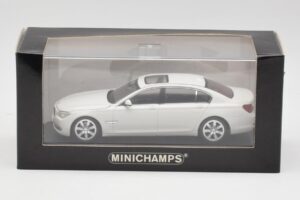 BMW 750Li F02 Λευκό Minichamps 1:43 80420445201 Μέταλλο - εικόνα 5 από 5